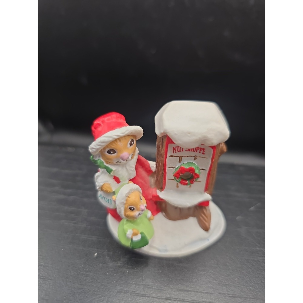 Avon 1980's Forest Friends Shopping For Treats Figurine 2.25" Christmas